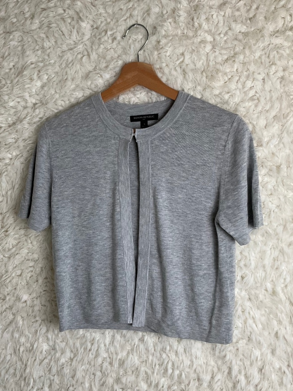 BANANA REPUBLIC WOMEN'S GRAY SHORT-SLEEVED LIGHT CARIDGAN~SIZE SMALL! - Picture 6 of 8